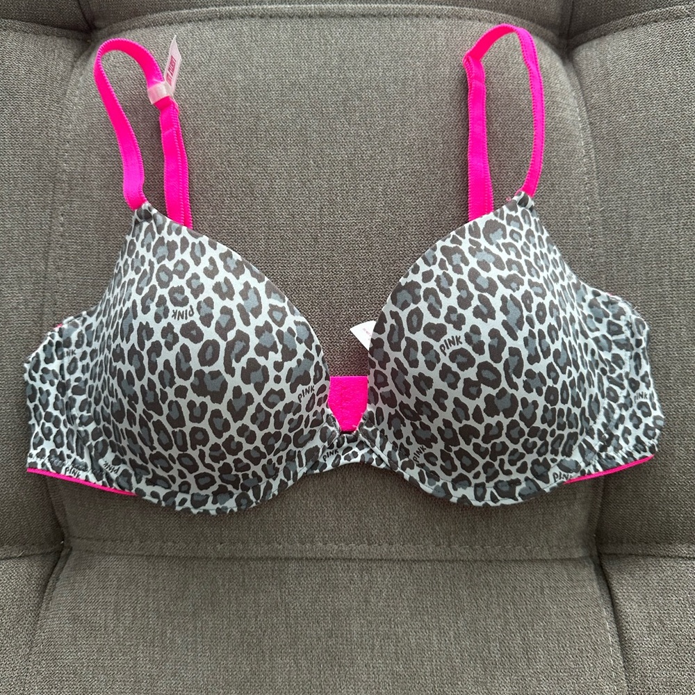 Victoria’s Secret and Pink Bras - Picture 11 of 14